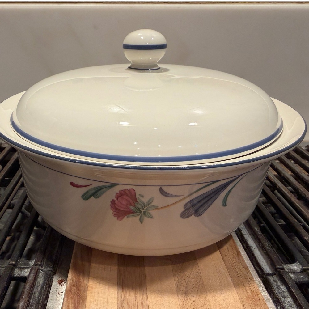 Lenox Casserole Dish Poppies on Blue Chinastone Round Covered Vintage White